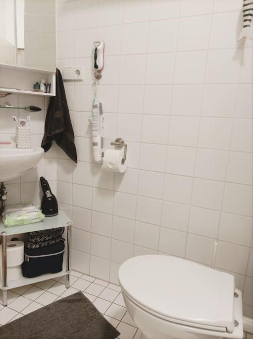 Private Bedroom In Friedrichshain Appartamento